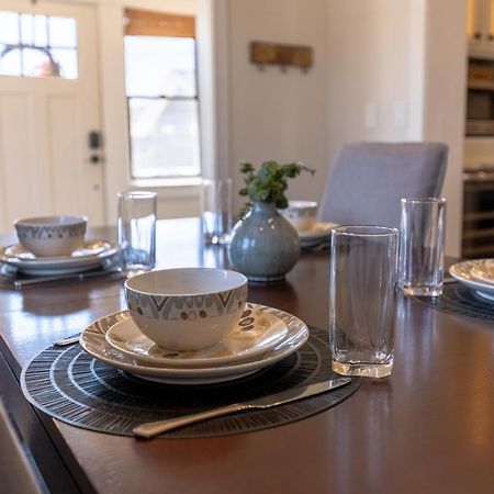 Luxury Home W/ Private Patio Mins Away From Dt Rc Rapid Stadt Exterior foto